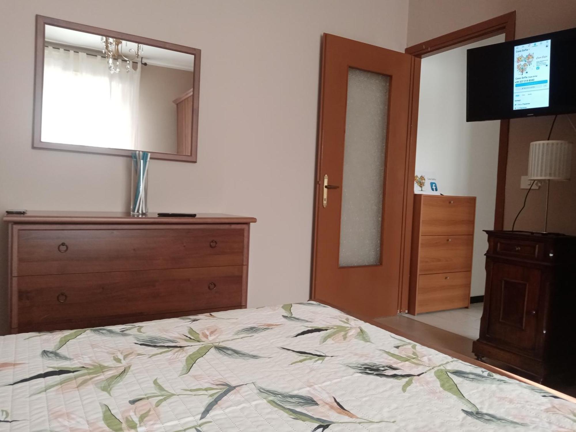 "Casa Sofia" Appartamento Raffalda Zona Clinica Plasencia Exterior foto